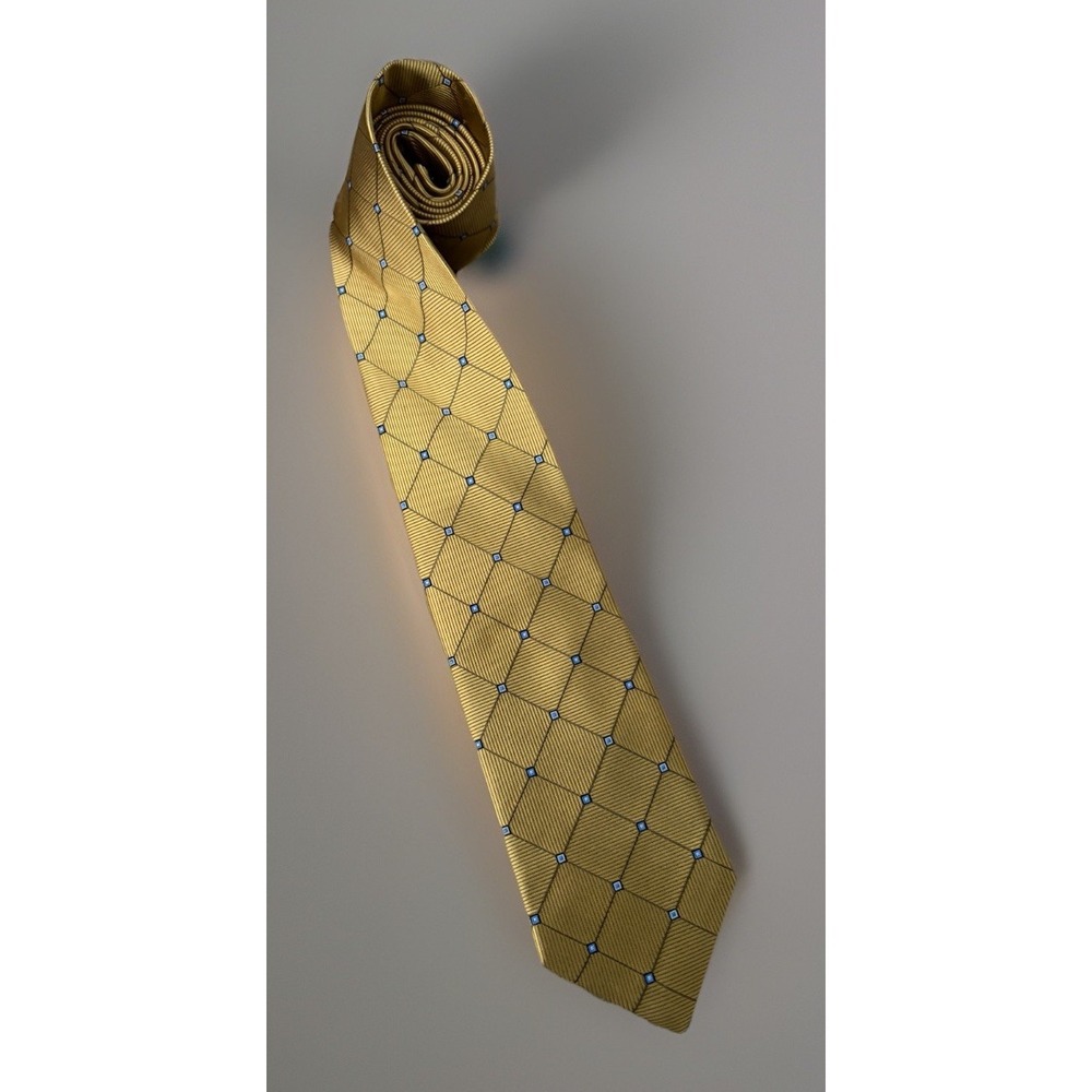 Jos A Bank Executive Neckwear Tie Gold Blue Diamond Pattern 100% Silk JBHS